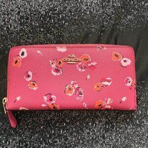 Coach Pink Floral Print Zip Around Wallet Leather Trim Continental